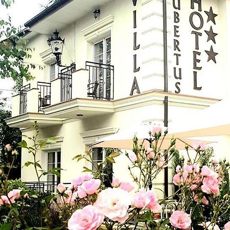 Hotel Villa Hubertus Kutno Ngoại thất bức ảnh