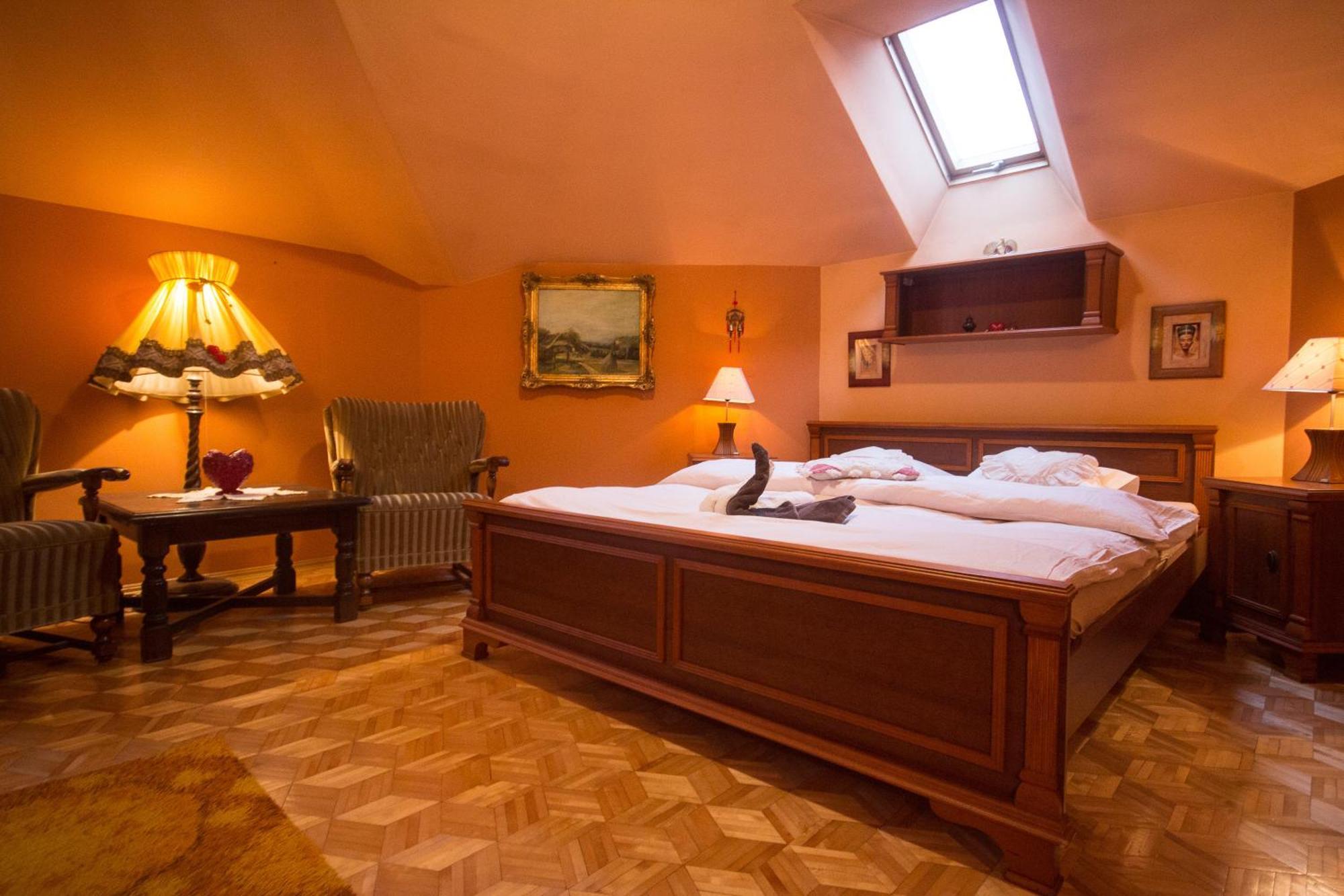 Hotel Villa Hubertus Kutno Phòng bức ảnh