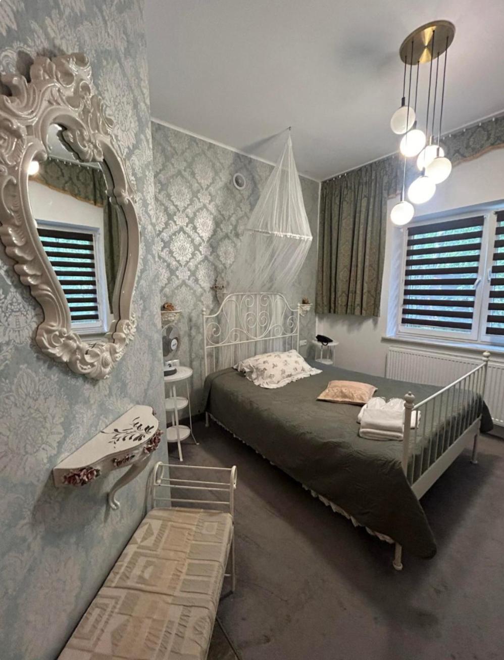 Hotel Villa Hubertus Kutno Ngoại thất bức ảnh